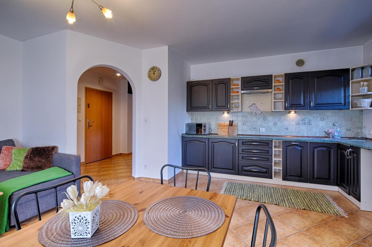 Apartament Rodzinny Komfortowy *